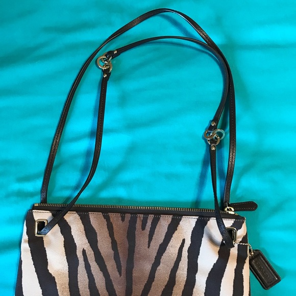 Coach Madison Convertible Bag - Picture 5 of 11